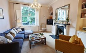 Southcot Place, Apartment With Garden